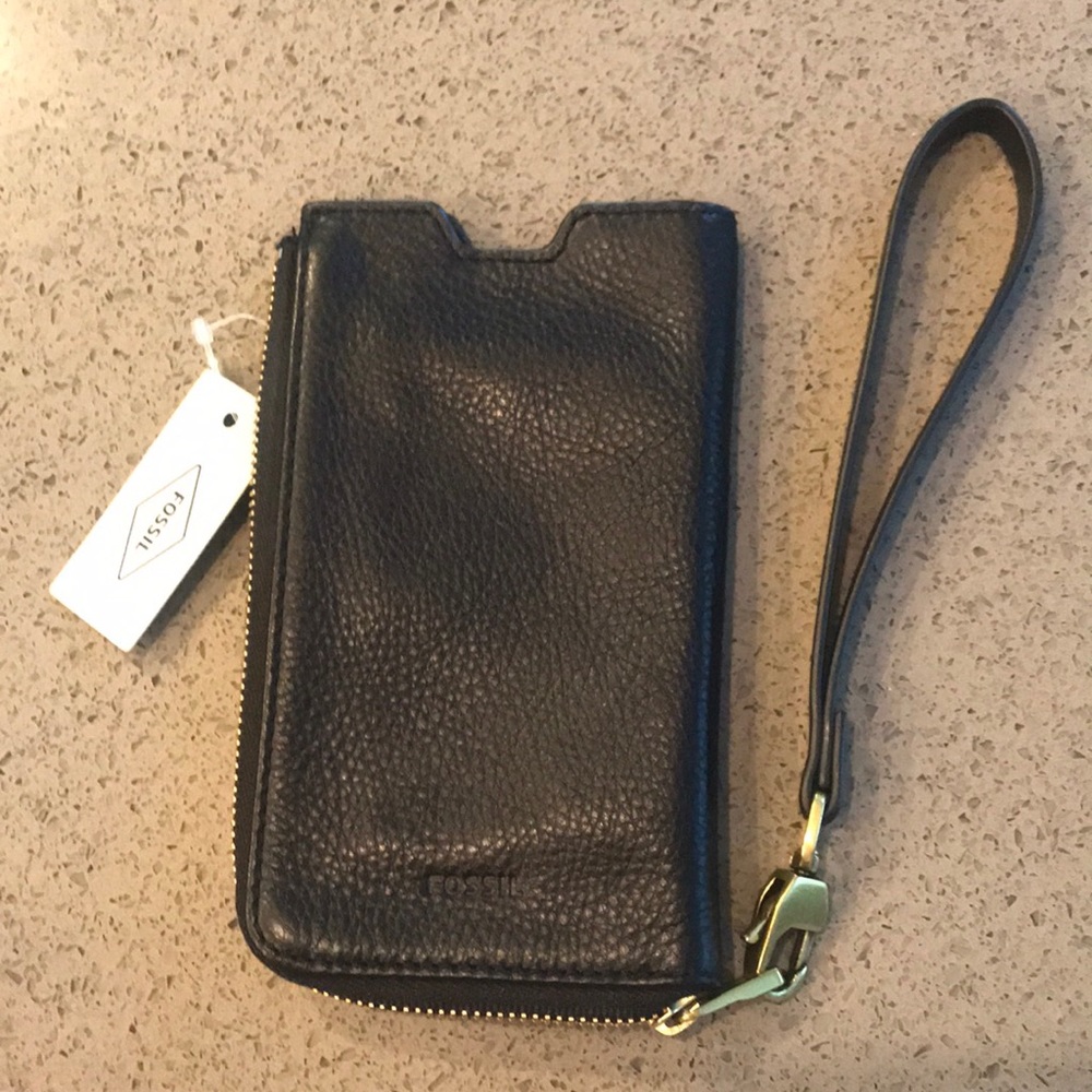 NWT: Phone, ID Wallet Wristlet- Fossil